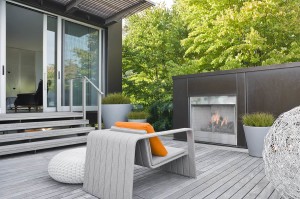Lakehouse Residence