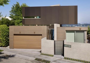 Lakehouse Residence