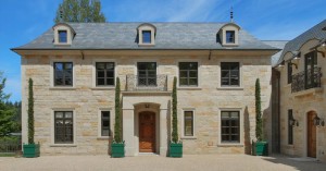Courtyard Residence