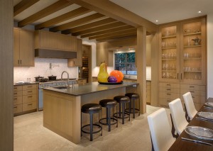 Lake Cove Residence