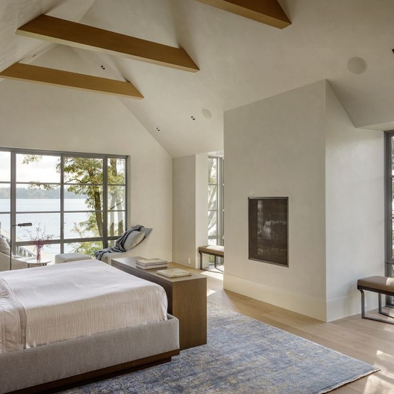 Lake Cove Residence