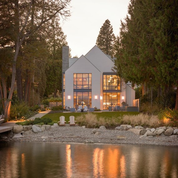 Lake Cove Residence