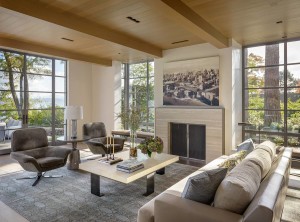 Lake Cove Residence