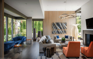 Lakefront Residence